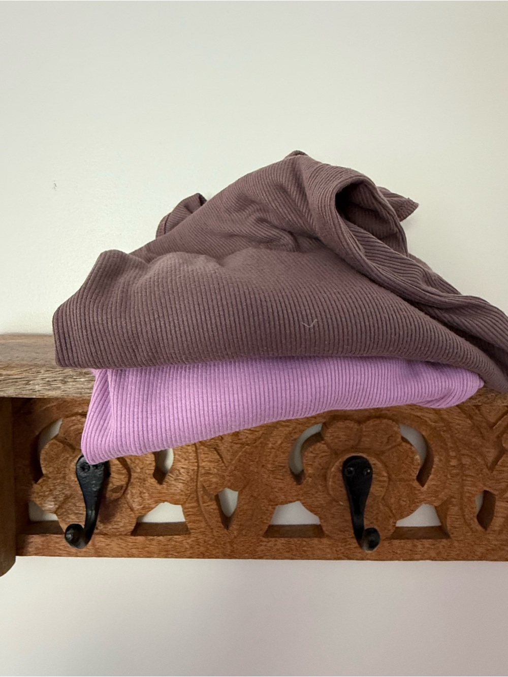 GAP Ribbed Ruffled Shoulder Tank Tops - Picture 12 of 12